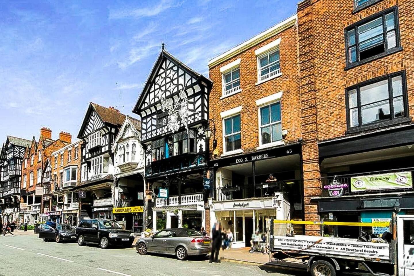 Apartment Rows At Bridge Street, Centre - Luxury By Polkastays Chester