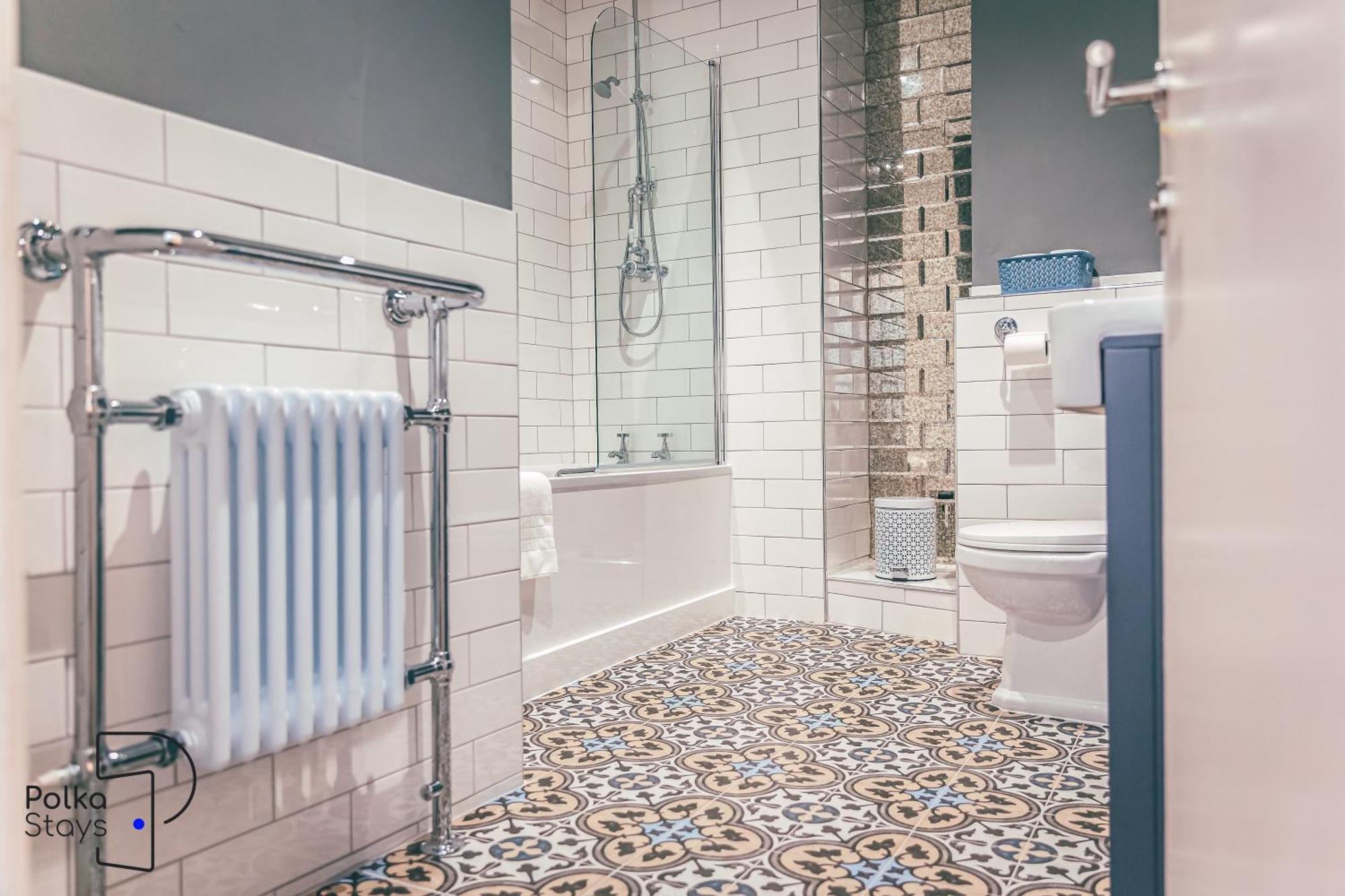Rows At Bridge Street, Centre - Luxury By Polkastays *