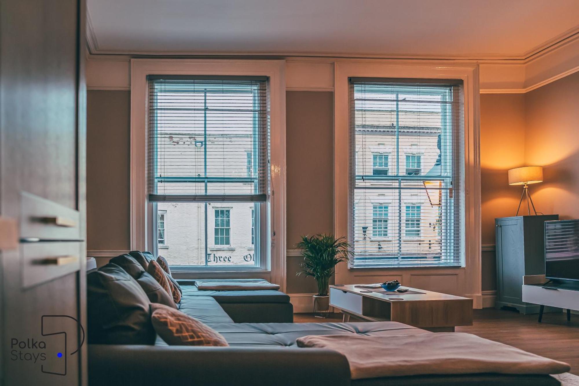 Apartment Rows At Bridge Street, Centre - Luxury By Polkastays *
