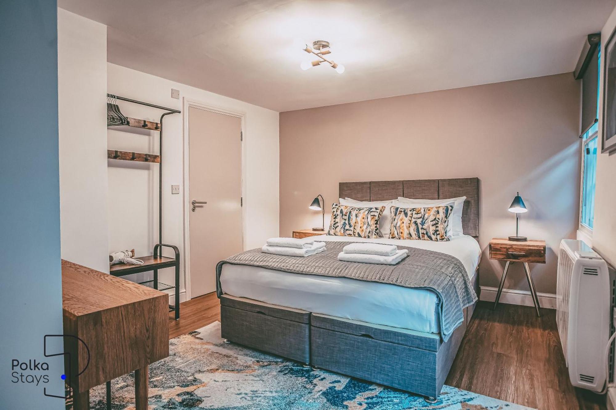 Apartment Rows At Bridge Street, Centre - Luxury By Polkastays Chester